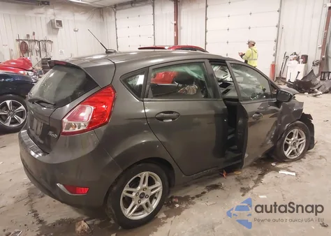 2018 Ford Fiesta Se z USA, uszkodzony, nr VIN 3FADP4EJ9JM101841